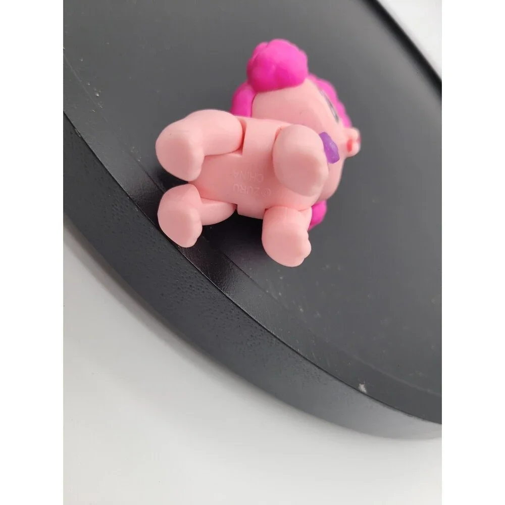 LOL PET RESCUE Series 1 Mystery Collectable Capsule ZURU - Magenta